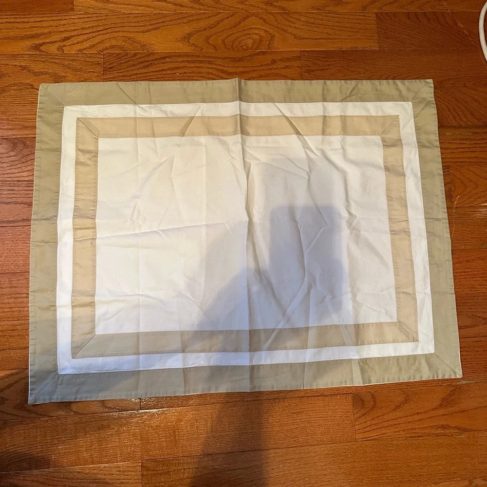 Restoration Hardware (2) Cotton Pillow Shams Size 27.5” 29.5” Made In Italy